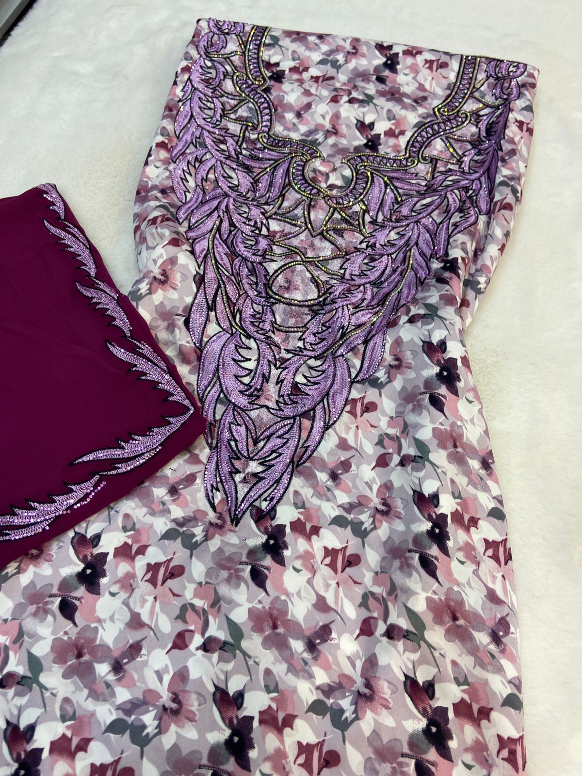 Luxurious Indonesian silk with a newly designed shawl that adds an elegant touch thanks to its distinctive beading. Style No. 6 is now available,