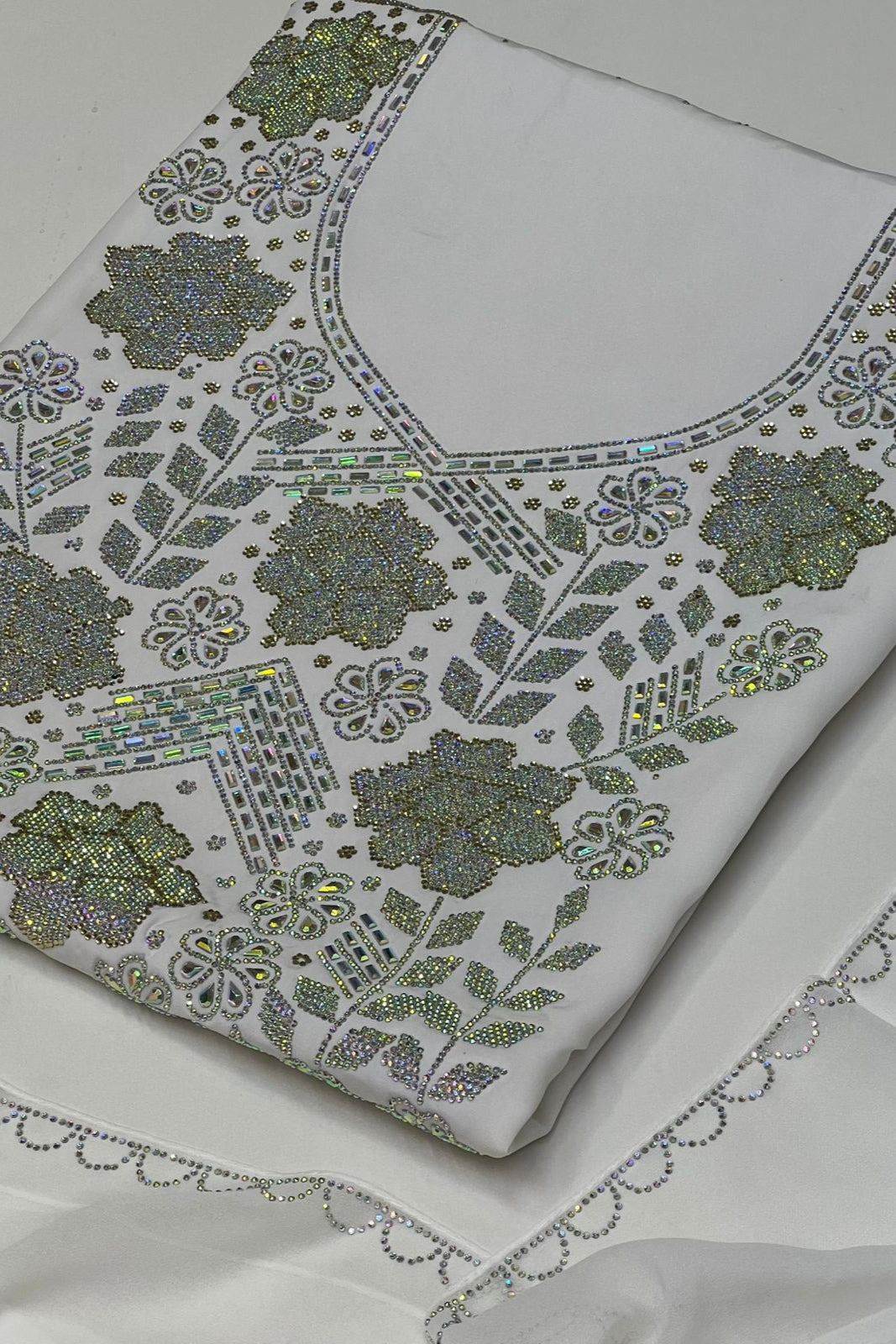 Shine with a luxurious Arabian look with this new diamond set Armani silk