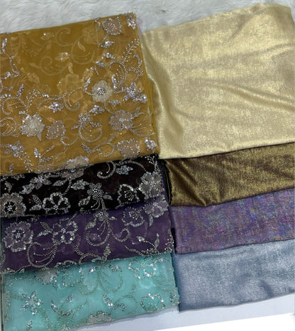 A traditional Gulf-style Khama Tur dress with a mazrai silk lining combines elegance and comfort. Suitable for formal and special occasions,