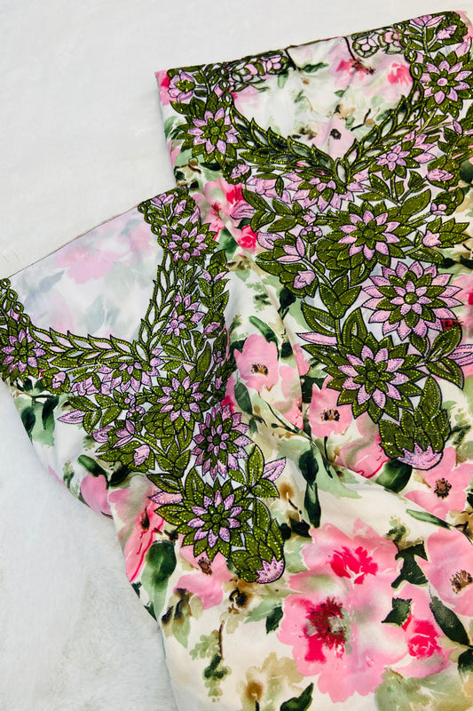 Shine with the new Umm Bint Indonesian silk set, an exclusive design that combines luxury and comfor