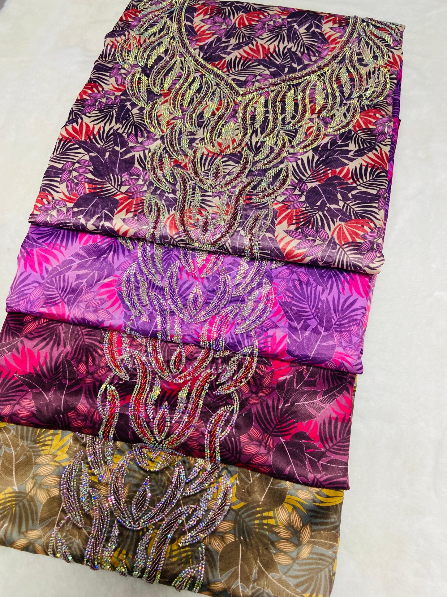 Enjoy the luxury of new digital silk, featuring an integrated design with six-pointed stones and exquisite khars embroidery