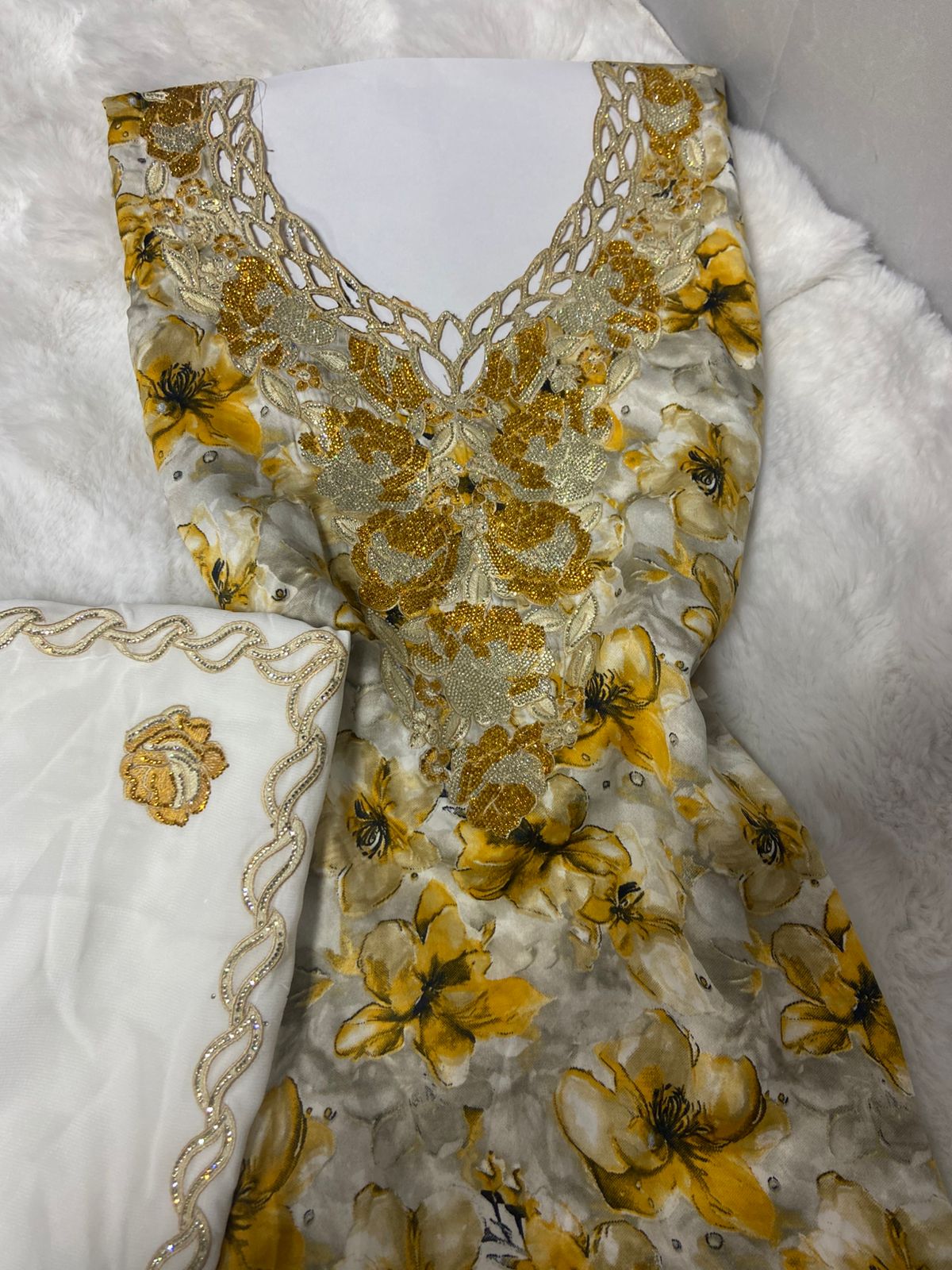 Indonesian silk - MO 123